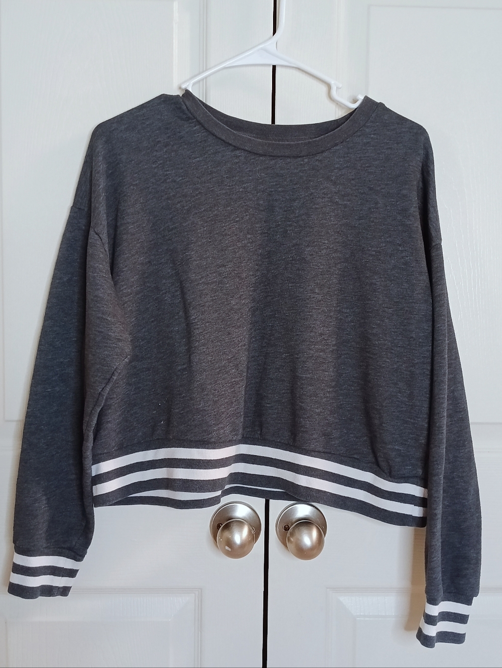 Mossimo Supply Co. Charcoal Gray Crewneck Sweater with White Stripe Trim